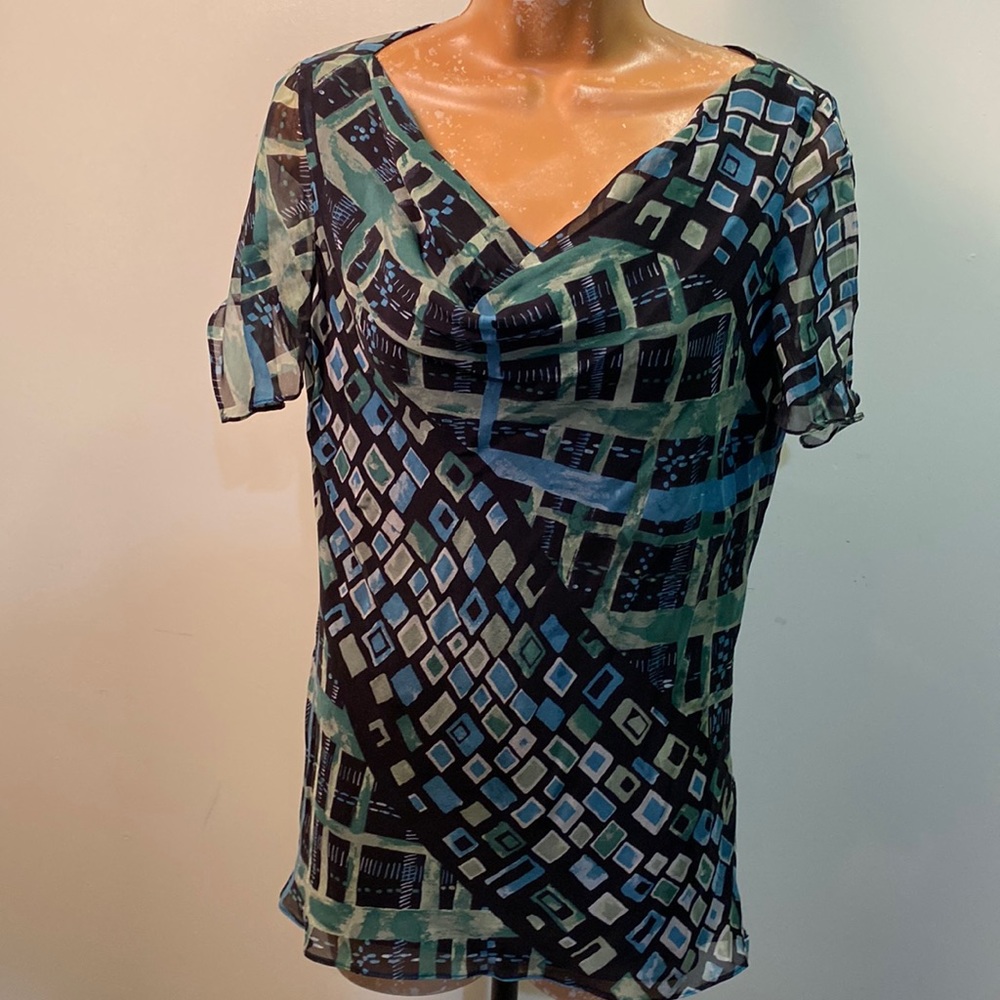 🛝⬇️ Dana Buchman Size 8 multicolored blouse
